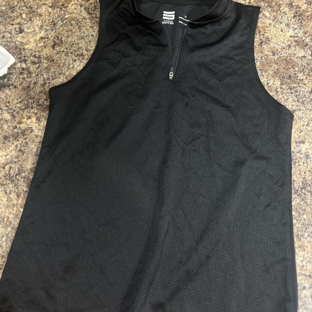 Women’s Black Sleeveless Shirt